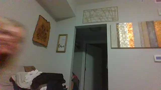 Britneycherry online show from July 2, 2026, 4:07 am