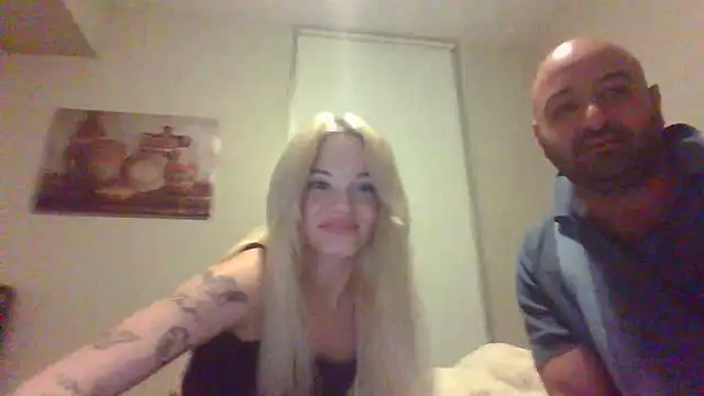 Britneycherry online show from April 21, 2026, 7:26 am