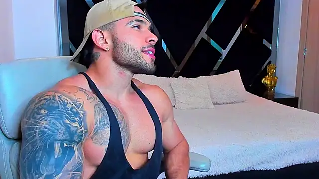 Raytorres online show from May 1, 2026, 11:10 pm