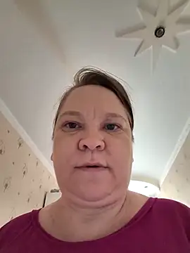  Yourpussy  online show from May 9, 2026, 6:06 am