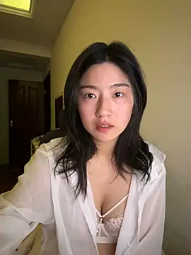 Snapshot of Olivia_PINK0322 chatting on April 21, 2026, 12:12 pm Olivia PINK0322 online show from April 21, 2026, 12:12 pm