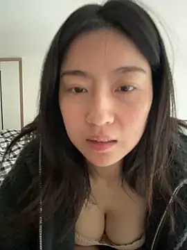 Snapshot of Olivia_PINK0322 chatting on March 27, 2026, 4:10 am Olivia PINK0322 online show from March 27, 2026, 4:10 am