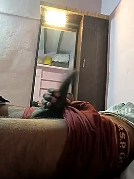 Snapshot of THA_KITTY chatting on March 28, 2026, 6:14 am THA KITTY online show from March 28, 2026, 6:14 am