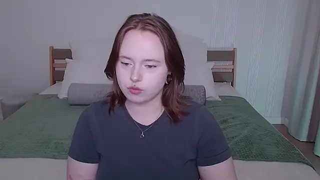 Snapshot of SelenaLily chatting on March 24, 2026, 3:45 pm SelenaLily online show from March 24, 2026, 3:45 pm