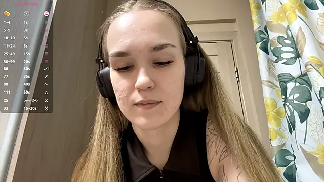 Snapshot of DenitaSpace chatting on April 18, 2026, 2:41 pm DenitaSpace online show from April 18, 2026, 2:41 pm