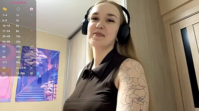 Snapshot of DenitaSpace chatting on April 10, 2026, 2:35 pm DenitaSpace online show from April 10, 2026, 2:35 pm