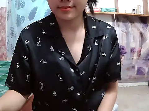Snapshot of lusa_baby chatting on July 25, 2026, 11:55 pm lusa baby online show from July 25, 2026, 11:55 pm