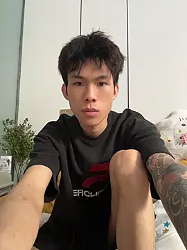 zzzzppp3 online show from May 16, 2026, 1:26 am