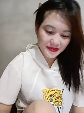 meg 06 online show from May 25, 2026, 2:27 pm