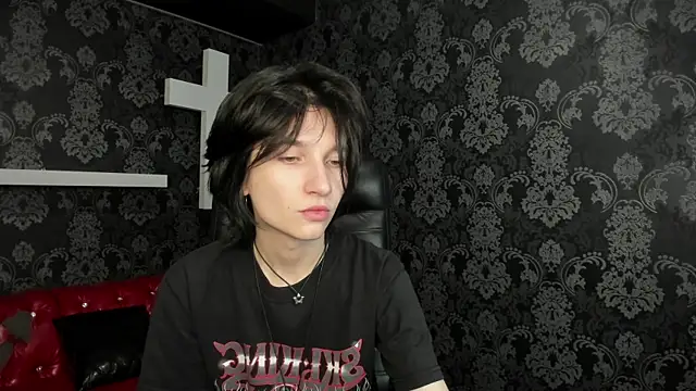 Snapshot of AdonBev chatting on May 7, 2026, 5:33 am AdonBev online show from May 7, 2026, 5:33 am
