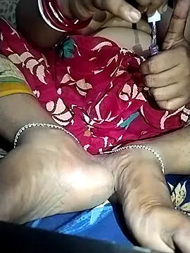 Snapshot of deshi_girl_2007 chatting on April 3, 2026, 8:21 am deshi girl 2007 online show from April 3, 2026, 8:21 am