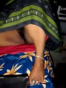 Snapshot of deshi_girl_2007 chatting on April 2, 2026, 8:32 am deshi girl 2007 online show from April 2, 2026, 8:32 am