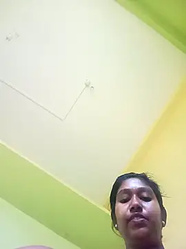 bannerjeesneha20 online show from April 24, 2026, 1:29 am
