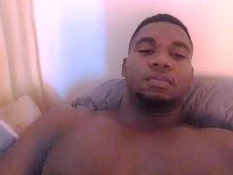 Snapshot of blackmachine17 chatting on March 23, 2026, 2:17 pm blackmachine17 online show from March 23, 2026, 2:17 pm