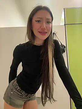Snapshot of SaintSquirt chatting on July 14, 2026, 9:47 am SaintSquirt online show from July 14, 2026, 9:47 am