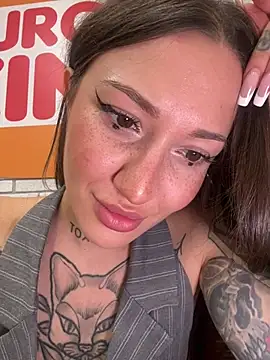 Snapshot of SaintSquirt chatting on July 27, 2026, 11:17 am SaintSquirt online show from July 27, 2026, 11:17 am