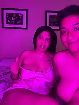 Snapshot of kamilah_rose chatting on April 13, 2026, 1:59 pm kamilah rose online show from April 13, 2026, 1:59 pm