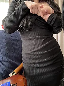 Snapshot of Lola666999 chatting on March 25, 2026, 2:33 am Lola666999 online show from March 25, 2026, 2:33 am