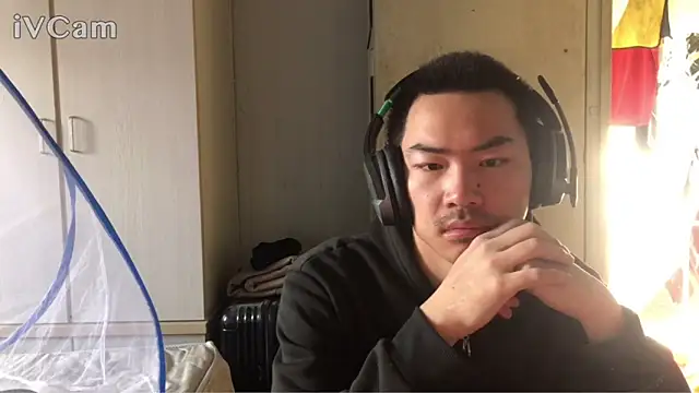 dyjdddttj online show from May 5, 2026, 12:35 am
