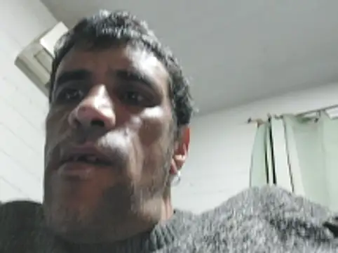 VladTepeslll online show from April 13, 2026, 2:26 am