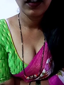 Snapshot of Sexyteacher143 chatting on May 13, 2026, 4:30 am Sexyteacher143 online show from May 13, 2026, 4:30 am