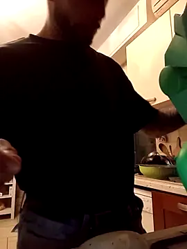 RubenBoss9769 online show from March 25, 2026, 8:14 am