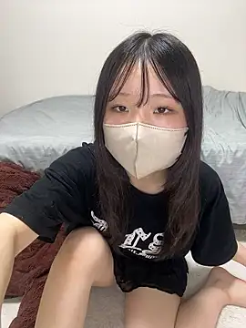 momo chi o0 online show from May 28, 2026, 3:40 pm
