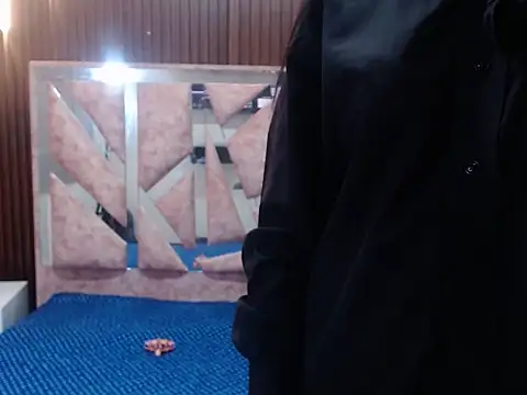 salethjonescl202 online show from March 25, 2026, 8:08 pm