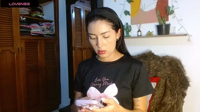 Snapshot of ivanna_dl chatting on May 17, 2026, 1:05 am ivanna dl online show from May 17, 2026, 1:05 am