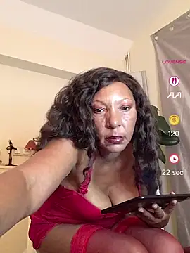 Snapshot of LingLingX chatting on August 5, 2026, 10:48 pm LingLingX online show from August 5, 2026, 10:48 pm