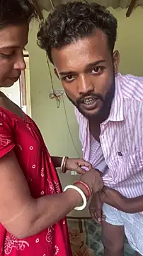 hornysofiya online show from April 15, 2026, 7:47 am