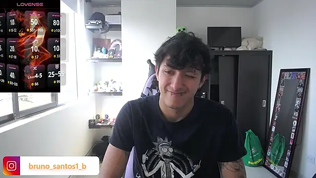 Snapshot of Bruno_santos1 chatting on April 14, 2026, 1:27 pm Bruno santos1 online show from April 14, 2026, 1:27 pm