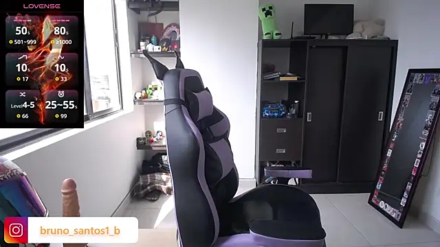 Snapshot of Bruno_santos1 chatting on April 21, 2026, 1:07 pm Bruno santos1 online show from April 21, 2026, 1:07 pm