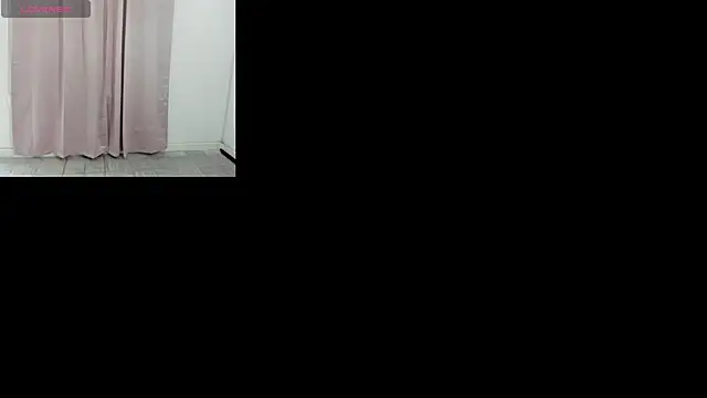 Snapshot of RebecaMartini chatting on May 12, 2026, 9:21 pm RebecaMartini online show from May 12, 2026, 9:21 pm