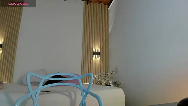 Snapshot of IslaScott chatting on May 2, 2026, 7:30 pm IslaScott online show from May 2, 2026, 7:30 pm