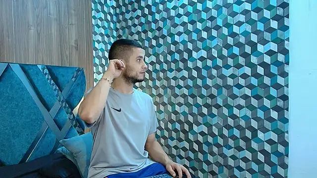 Snapshot of Joaho_Fernandez chatting on July 18, 2026, 9:45 pm Joaho Fernandez online show from July 18, 2026, 9:45 pm