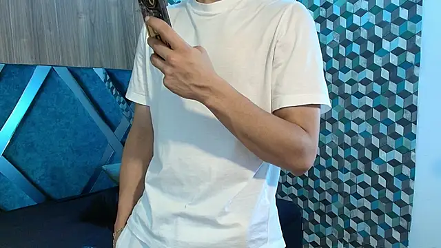 Snapshot of Joaho_Fernandez chatting on July 22, 2026, 1:24 pm Joaho Fernandez online show from July 22, 2026, 1:24 pm
