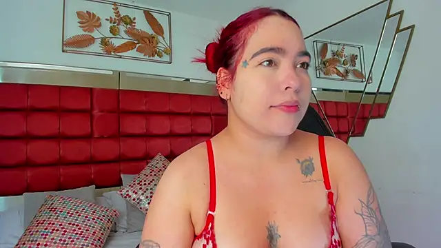 Snapshot of AfroditaVega_ chatting on June 20, 2026, 1:38 pm AfroditaVega online show from June 20, 2026, 1:38 pm