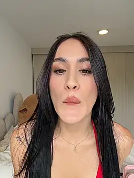 Snapshot of SerenaFox_ chatting on April 28, 2026, 8:02 pm SerenaFox online show from April 28, 2026, 8:02 pm