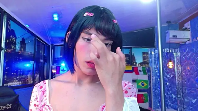 IsaacNovaa online show from June 14, 2026, 2:29 pm