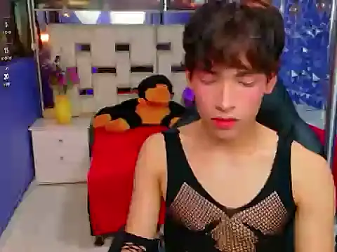 Snapshot of IsaacNovaa chatting on April 1, 2026, 7:22 pm IsaacNovaa online show from April 1, 2026, 7:22 pm