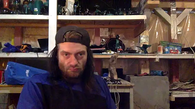 hairyhungnaughtyguy online show from April 16, 2026, 10:56 pm