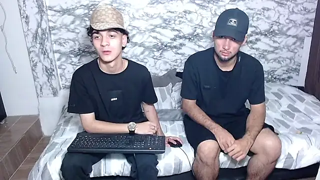 Snapshot of escanor_ar chatting on March 29, 2026, 8:21 pm escanor ar online show from March 29, 2026, 8:21 pm