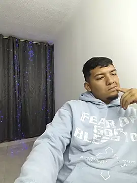 Itsdavidxxx online show from May 8, 2026, 6:23 pm