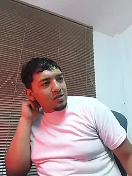 Itsdavidxxx online show from April 18, 2026, 11:49 pm
