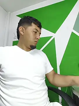 Itsdavidxxx online show from May 14, 2026, 3:47 am