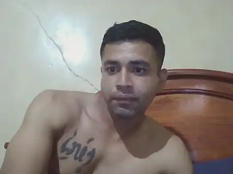 Snapshot of User_02_ chatting on August 1, 2026, 1:47 am User 02 online show from August 1, 2026, 1:47 am