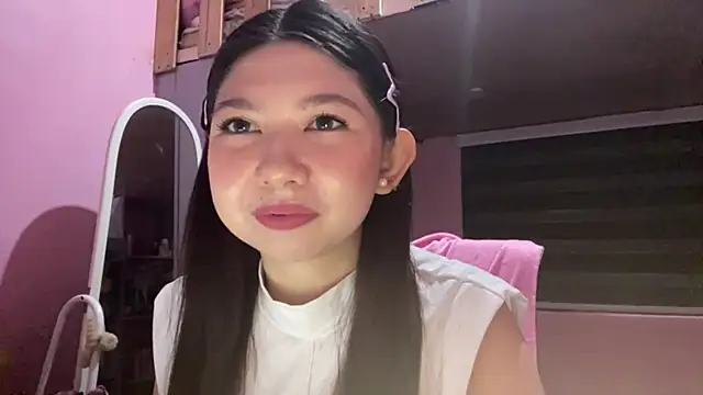 Snapshot of CoralieHoner chatting on March 27, 2026, 1:58 am CoralieHoner online show from March 27, 2026, 1:58 am