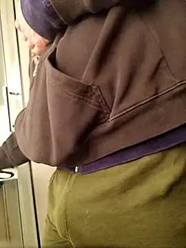 Snapshot of Luca_Sweet chatting on March 27, 2026, 6:31 pm Luca Sweet online show from March 27, 2026, 6:31 pm