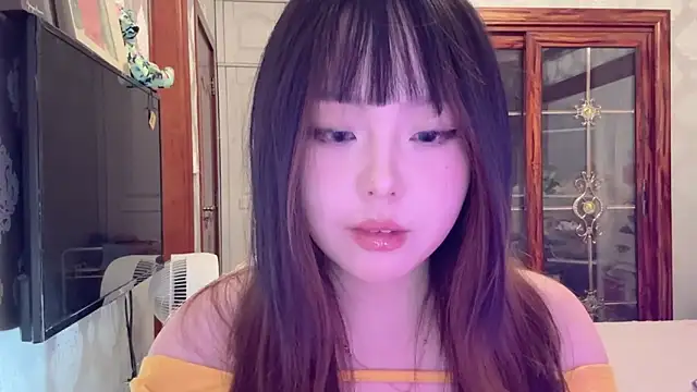 Snapshot of thelittlexx chatting on April 22, 2026, 7:48 am thelittlexx online show from April 22, 2026, 7:48 am